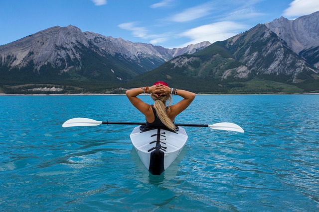 louer en airbnb est-ce rentable-vacnces à la montagne lac kayak